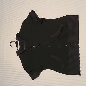 Short sleeve knit hoodie